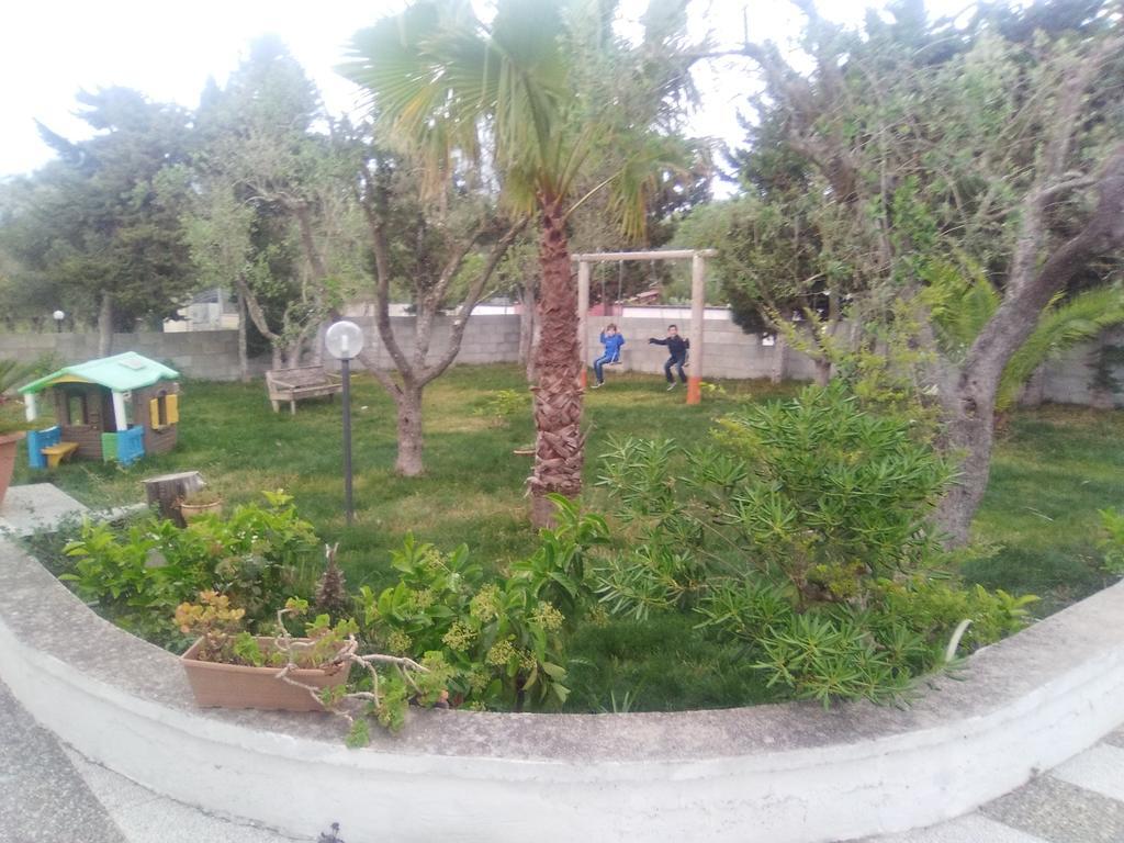 Casa Vacanza Fiorella Torre dell'Orso Zewnętrze zdjęcie