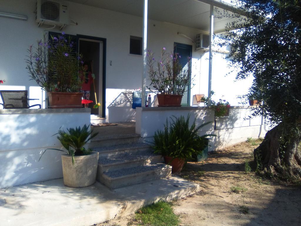 Casa Vacanza Fiorella Torre dell'Orso Zewnętrze zdjęcie