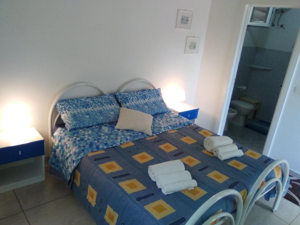 Casa Vacanza Fiorella Torre dell'Orso Zewnętrze zdjęcie