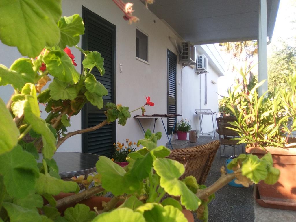 Casa Vacanza Fiorella Torre dell'Orso Zewnętrze zdjęcie