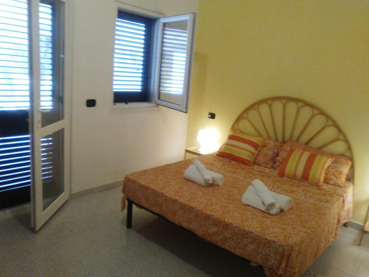 Casa Vacanza Fiorella Torre dell'Orso Zewnętrze zdjęcie