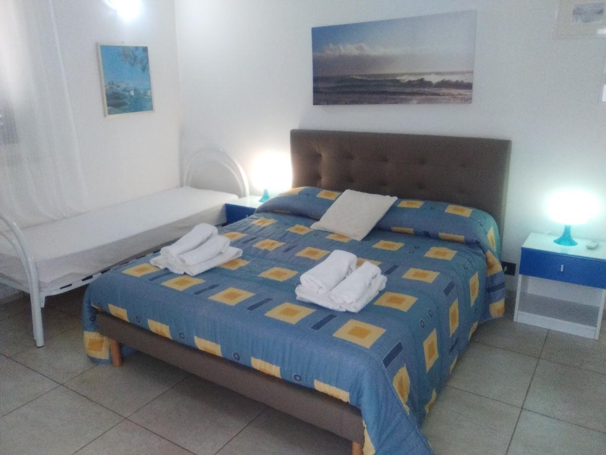 Casa Vacanza Fiorella Torre dell'Orso Zewnętrze zdjęcie